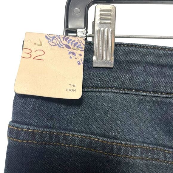 NWT Anthropologie PILCRO The Icon Flare Jeans 32 - Picture 9 of 11